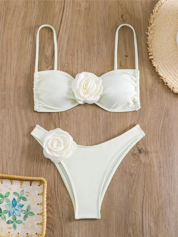 Beyaz Gül Detaylı 2 Parça Bikini